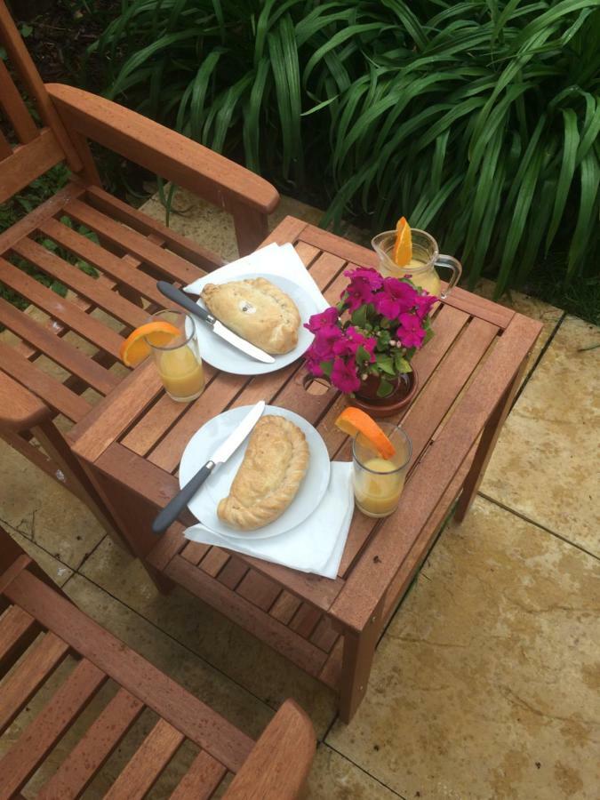 The Garden Apartment St Ives Екстериор снимка